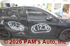 Vehicle photo 3