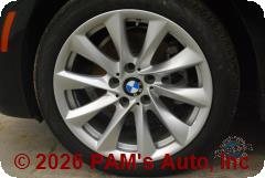 Vehicle photo 7