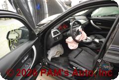 Vehicle photo 8