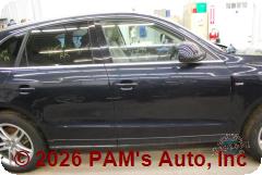 Vehicle photo 3