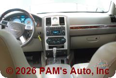 Vehicle photo 12