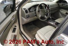 Vehicle photo 8