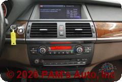 Vehicle photo 11