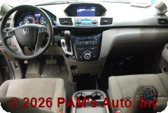 Vehicle photo 12