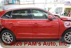 Vehicle photo 3