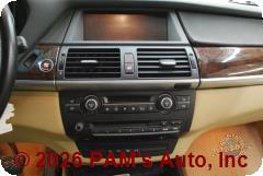 Vehicle photo 11