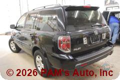 Vehicle photo 5