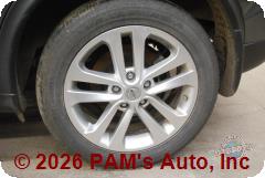 Vehicle photo 7