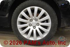 Vehicle photo 7