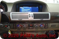 Vehicle photo 11