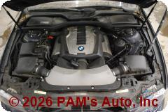Vehicle photo 13