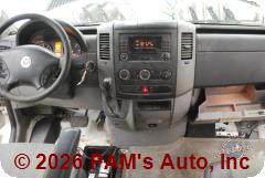 Vehicle photo 12