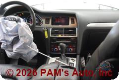 Vehicle photo 12
