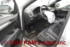 Vehicle photo 8