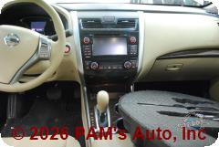 Vehicle photo 12