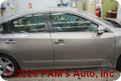 Vehicle photo 3