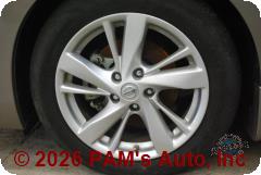 Vehicle photo 7