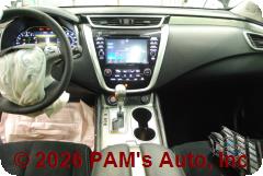 Vehicle photo 12