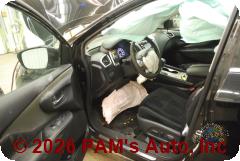 Vehicle photo 8