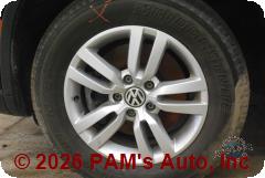 Vehicle photo 7