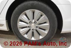 Vehicle photo 7