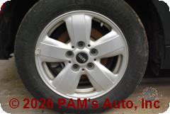 Vehicle photo 7