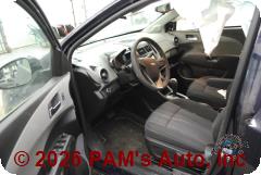 Vehicle photo 8