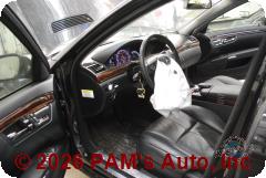 Vehicle photo 8