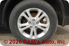 Vehicle photo 7