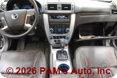 Vehicle photo 12