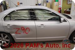Vehicle photo 3