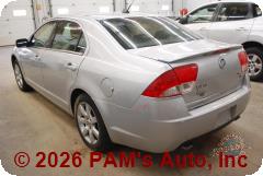 Vehicle photo 5