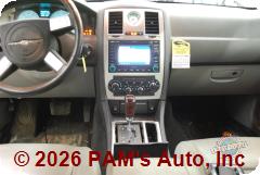 Vehicle photo 12