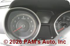Vehicle photo 10