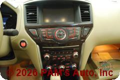 Vehicle photo 11
