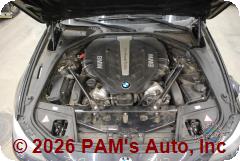 Vehicle photo 13