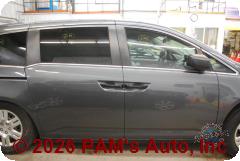 Vehicle photo 3