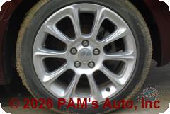 Vehicle photo 7