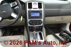 Vehicle photo 12