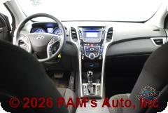 Vehicle photo 12