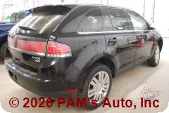 Vehicle photo 4