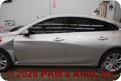Vehicle photo 6