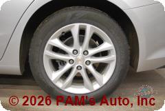Vehicle photo 7