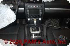 Vehicle photo 12
