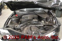 Vehicle photo 14
