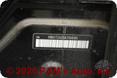 Vehicle photo 14