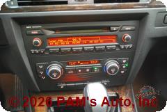 Vehicle photo 11