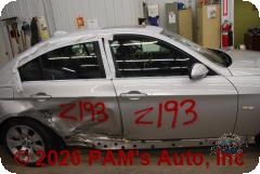 Vehicle photo 3