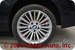Vehicle photo 7