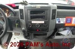 Vehicle photo 12